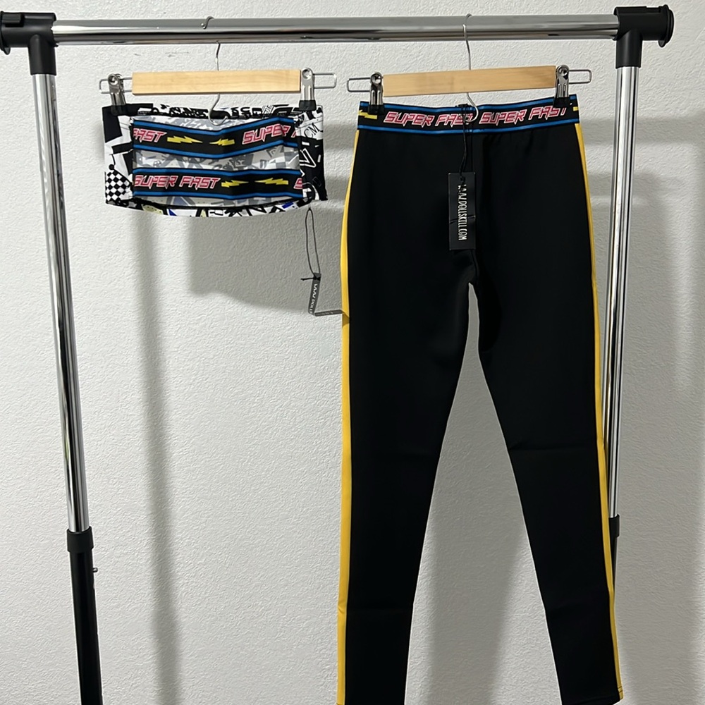 Matching set - Picture 4 of 8